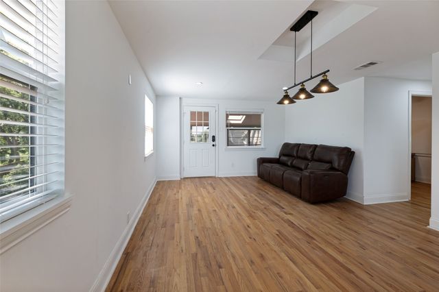 3202 Coronado Street, Irving, TX 75062