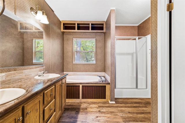 197 St Regis, Livingston, TX 77351