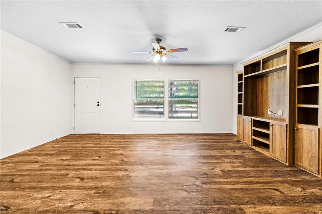 197 St Regis, Livingston, TX 77351