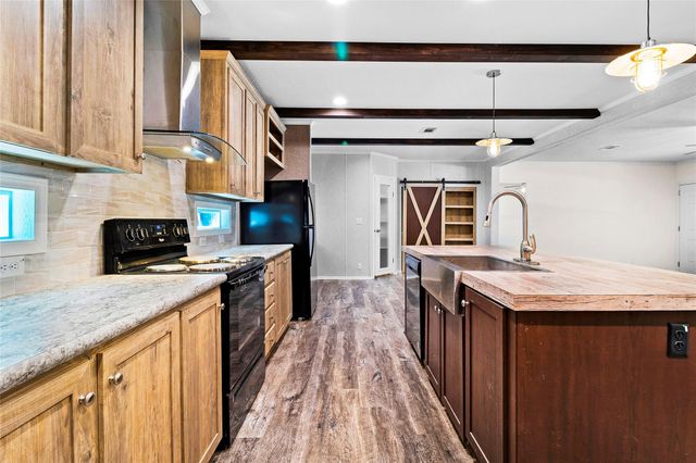 197 St Regis, Livingston, TX 77351