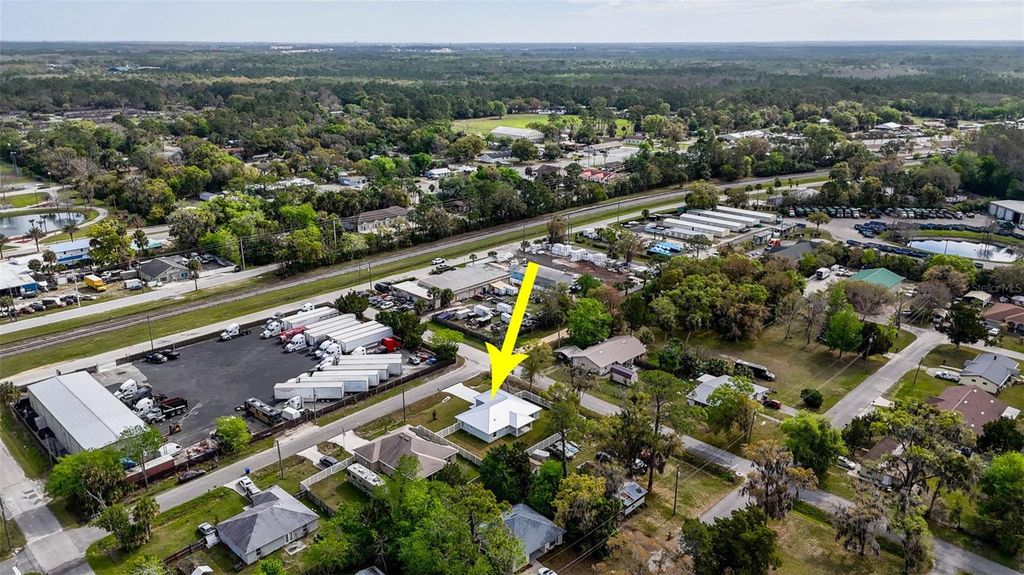 Image 46 of property listing at 261 S MAIN STREET, Bunnell, FL 32110