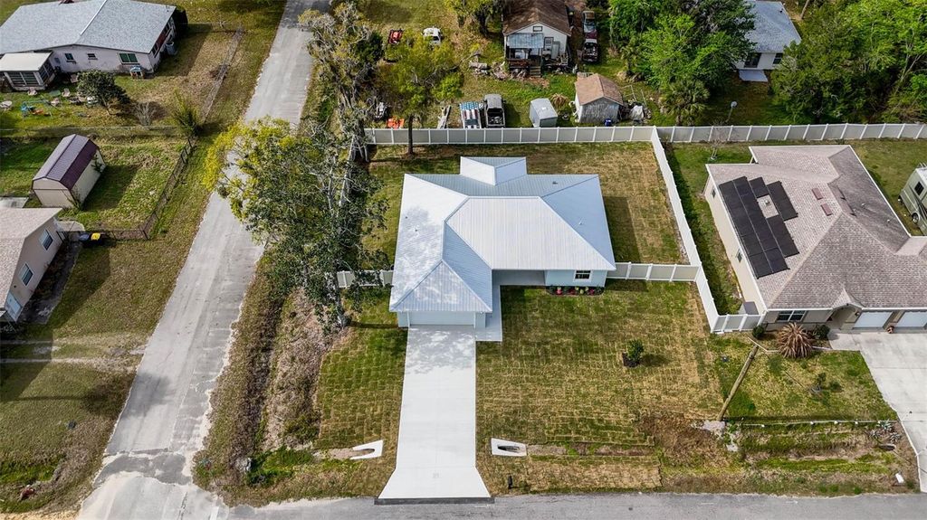 Image 49 of property listing at 261 S MAIN STREET, Bunnell, FL 32110