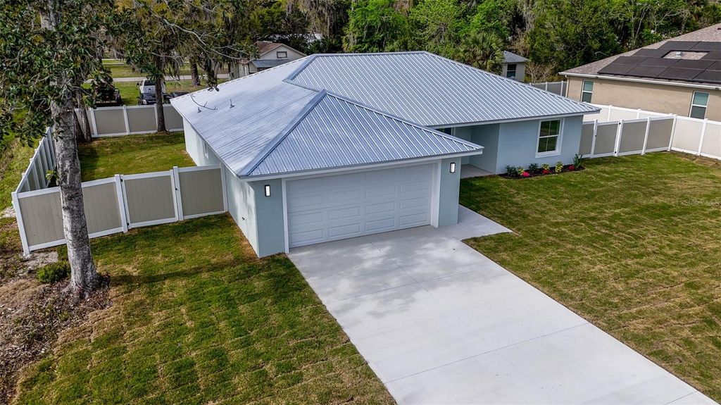 Image 52 of property listing at 261 S MAIN STREET, Bunnell, FL 32110