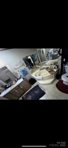 1060 N Canton Road, Canton, NC 28716