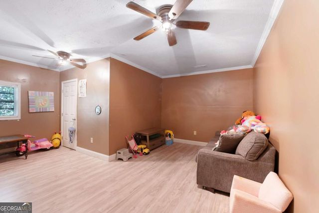 101 Apache Pointe Drive, Senoia, GA 30276