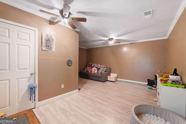 101 Apache Pointe Drive, Senoia, GA 30276