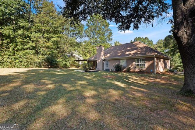 101 Apache Pointe Drive, Senoia, GA 30276