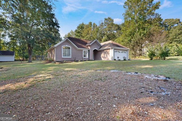 101 Apache Pointe Drive, Senoia, GA 30276