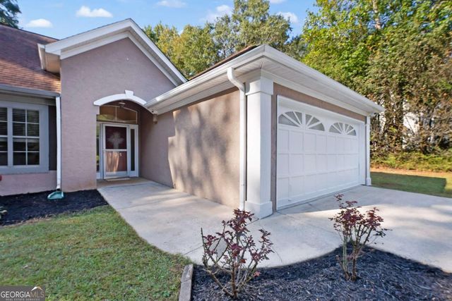 101 Apache Pointe Drive, Senoia, GA 30276