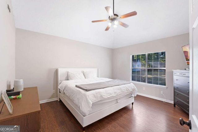 101 Apache Pointe Drive, Senoia, GA 30276