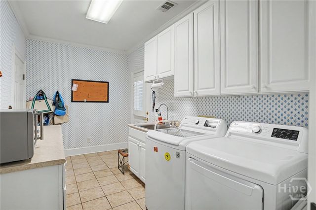 6 Tomochichi Lane, Savannah, GA 31411