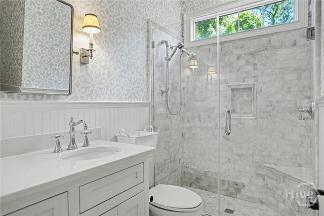 6 Tomochichi Lane, Savannah, GA 31411