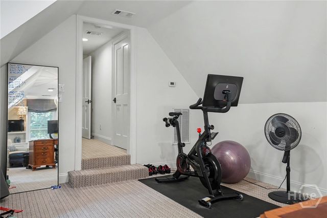 6 Tomochichi Lane, Savannah, GA 31411