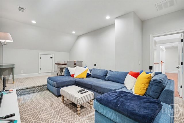 6 Tomochichi Lane, Savannah, GA 31411