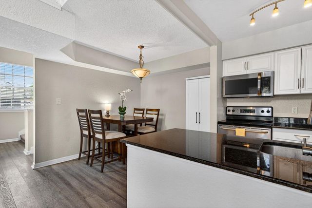 3305 HAVILAND COURT 301, Palm Harbor, FL 34684