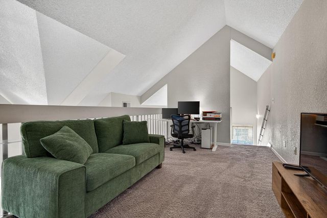 3305 HAVILAND COURT 301, Palm Harbor, FL 34684