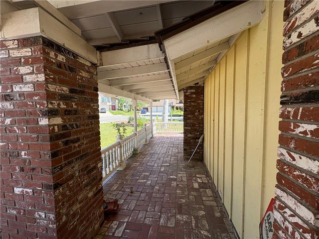 2490 Michigan Drive, Claremont, CA 91711