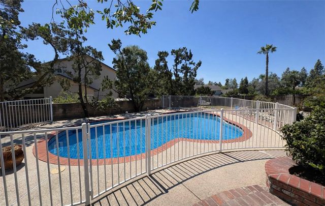 2490 Michigan Drive, Claremont, CA 91711