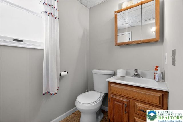 443 South Nulton Avenue, Palmer Twp, PA 18045