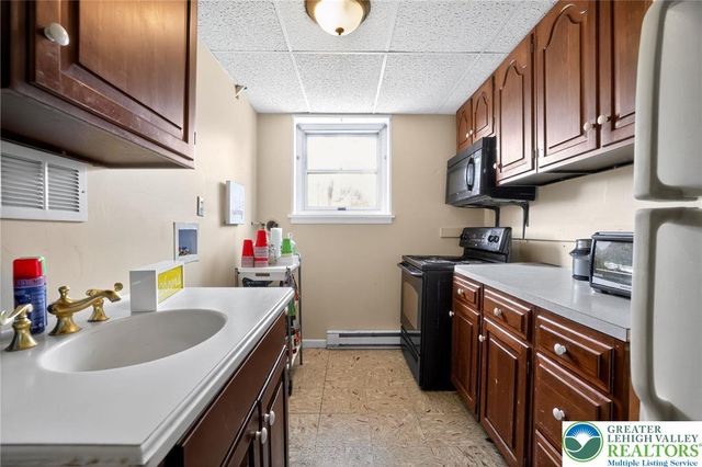 443 South Nulton Avenue, Palmer Twp, PA 18045