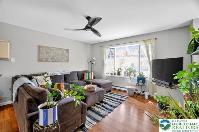 443 South Nulton Avenue, Palmer Twp, PA 18045