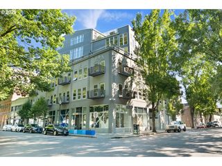 725 Nw FLANDERS St 304, Portland, OR 97209