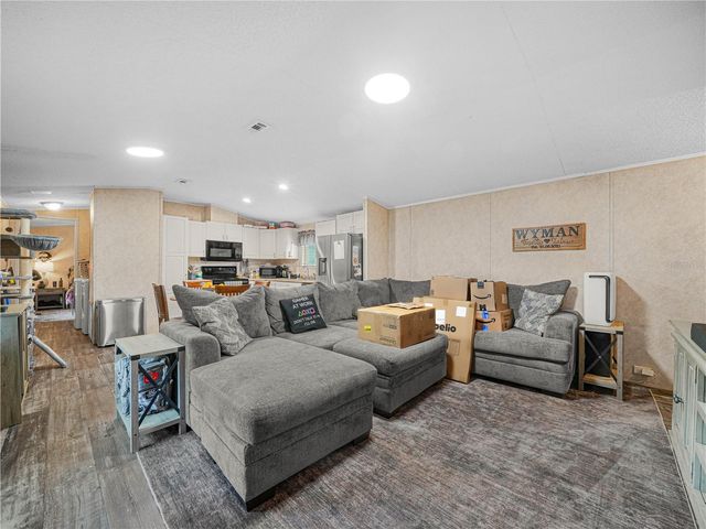 1418 EVA AVENUE, Lakeland, FL 33803