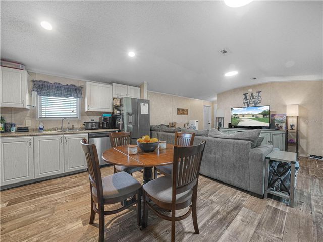 1418 EVA AVENUE, Lakeland, FL 33803