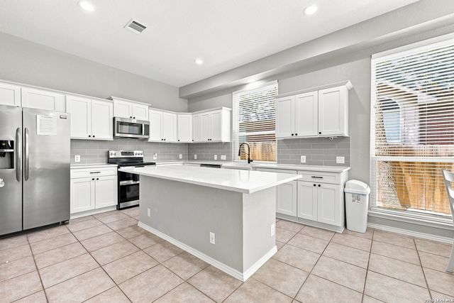 2448 Woodbridge Way, Schertz, TX 78154