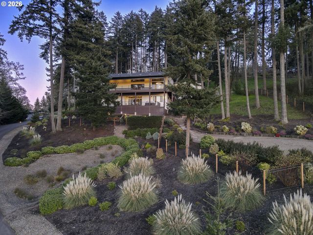 4048 EAGLE VIEW Dr, Eugene, OR 97405