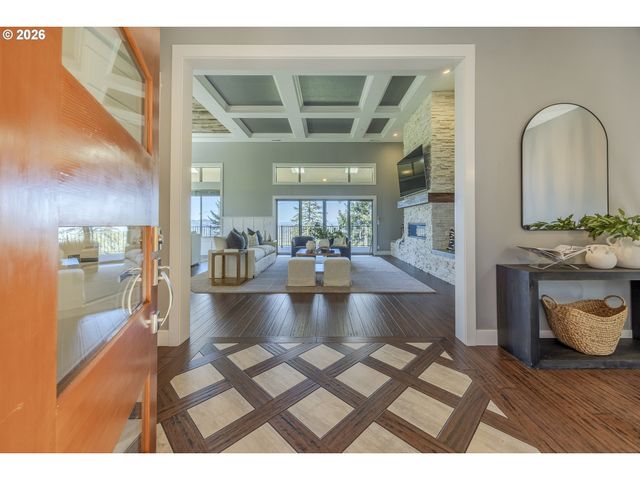 4048 EAGLE VIEW Dr, Eugene, OR 97405