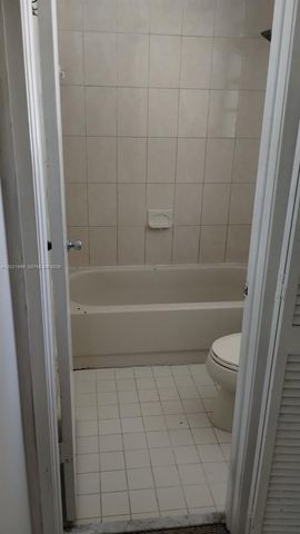12455 SW 93rd Terrace 208T, Miami, FL 33186