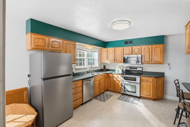 141 GRAND AVENUE, Lead, SD 57754