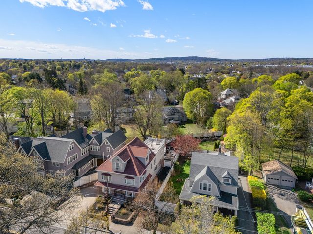 581 California, Newton, MA 02460