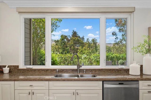 40 Morning View, Irvine, CA 92603