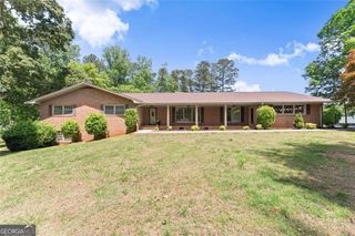 4118 Mountain View Road, Oakwood, GA 30566