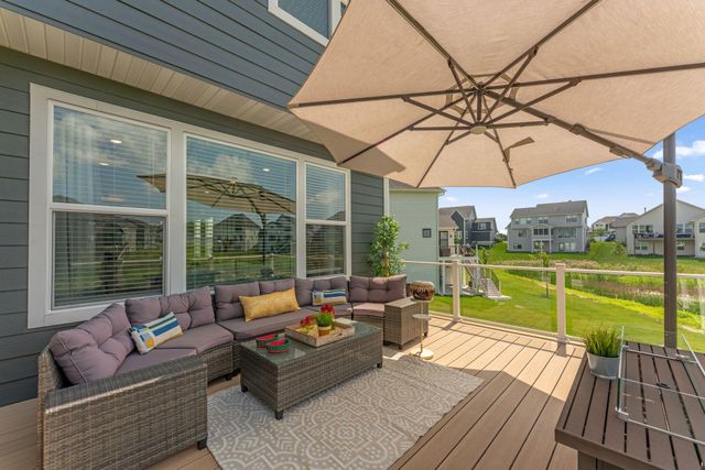 10229 Queensland Lane N, Maple Grove, MN 55311