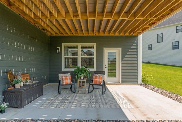 10229 Queensland Lane N, Maple Grove, MN 55311