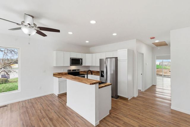 121 E Washington Street, Georgetown, KY 40324