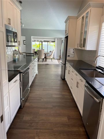 126 Ocean PInes Terrace 126, Jupiter, FL 33477