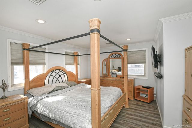 7 Gerber Street, Dix Hills, NY 11746