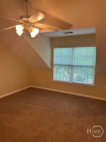 1035 Barnett Shoals Road 424, Athens, GA 30605