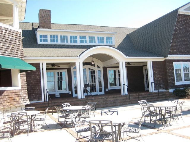 1035 Barnett Shoals Road 424, Athens, GA 30605
