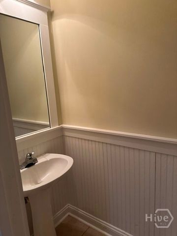 1035 Barnett Shoals Road 424, Athens, GA 30605
