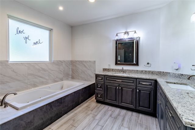 406 Timberside, Terrell, TX 75161