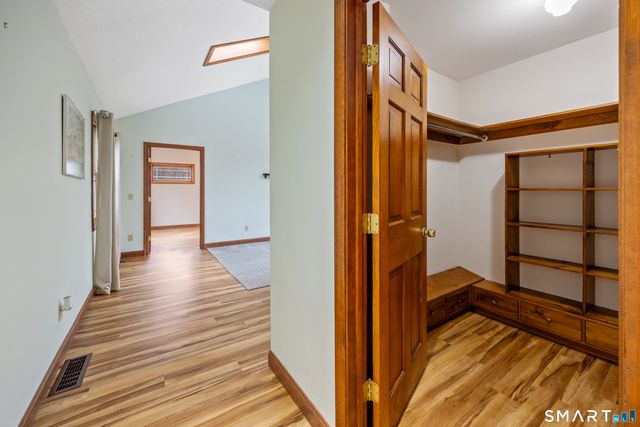 1866 Hartford Turnpike, North Haven, CT 06473