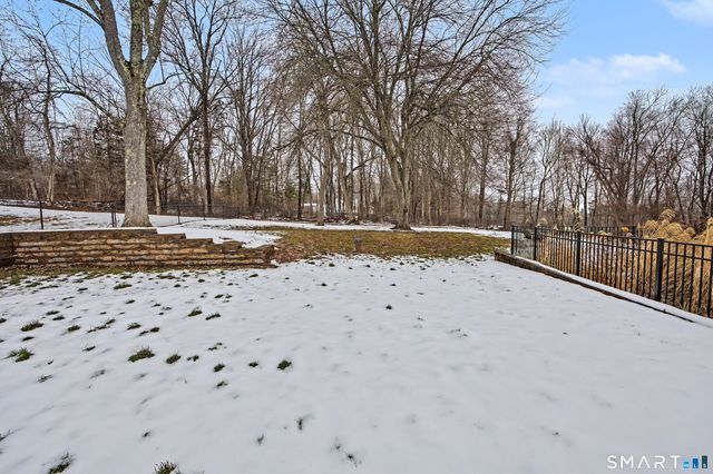 1866 Hartford Turnpike, North Haven, CT 06473