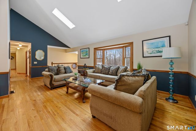 1866 Hartford Turnpike, North Haven, CT 06473