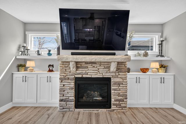 11153 Albany Ridge Drive, Osceola, IN 46561