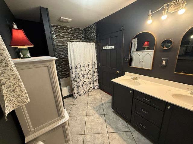 28 Upper Cherry Street, Hardwick, VT 05843